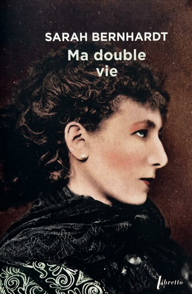 Moodboard : théâtre, Paris, costumes, voyages, d'une femme au caractère bien trempé !